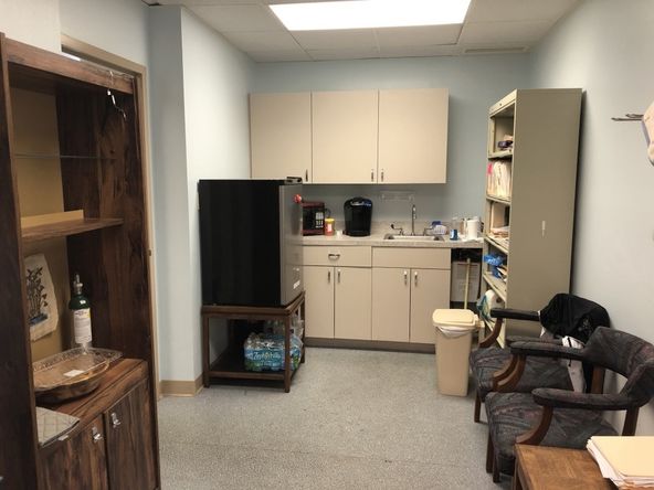 Medical Office Condo in Port Charlotte Medical District: 2400 Harbor Blvd, Port Charlotte, FL, 33952
